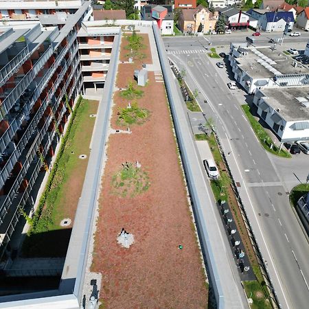 Appartement 100 Qm Penthouse, Self-Check-In, 2 Parkplaetze à Graz Extérieur photo